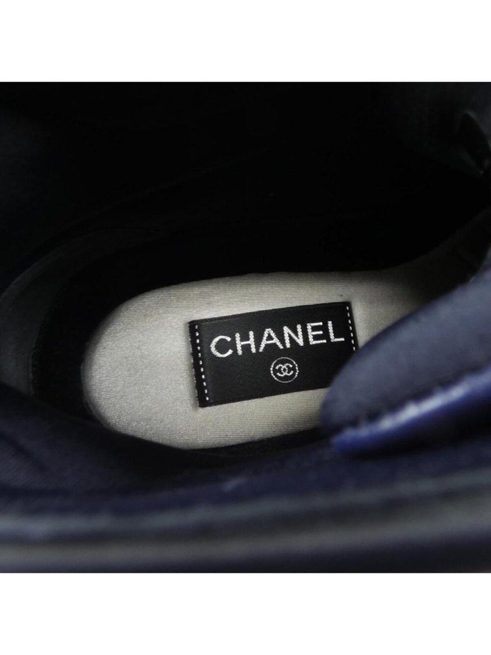 Chanel Sneakers Navy - Picture 6 of 6